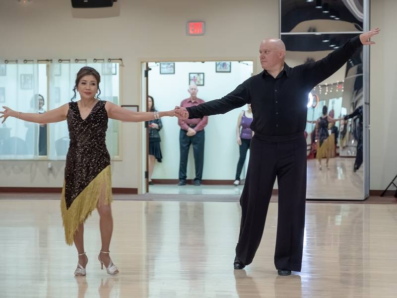 Adult DanceSport (Ballroom and Latin) dance class in Houston
