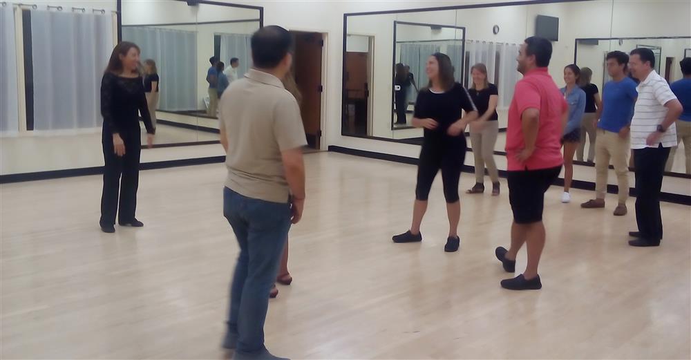 adult group dance classes